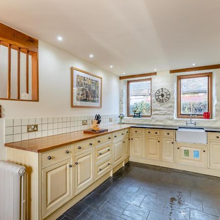 Pandy Farmhouse - Panoramic Mountain Views Within Snowdonia'S National Park - 4X4 Recommended ดอลเกซเซย์ ภายนอก รูปภาพ