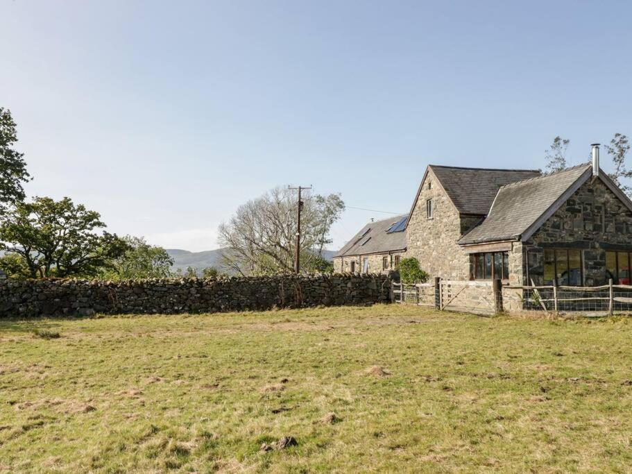 Pandy Farmhouse - Panoramic Mountain Views Within Snowdonia'S National Park - 4X4 Recommended ดอลเกซเซย์ ภายนอก รูปภาพ