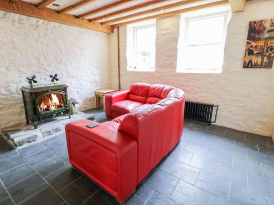 Pandy Farmhouse - Panoramic Mountain Views Within Snowdonia'S National Park - 4X4 Recommended ดอลเกซเซย์ ภายนอก รูปภาพ