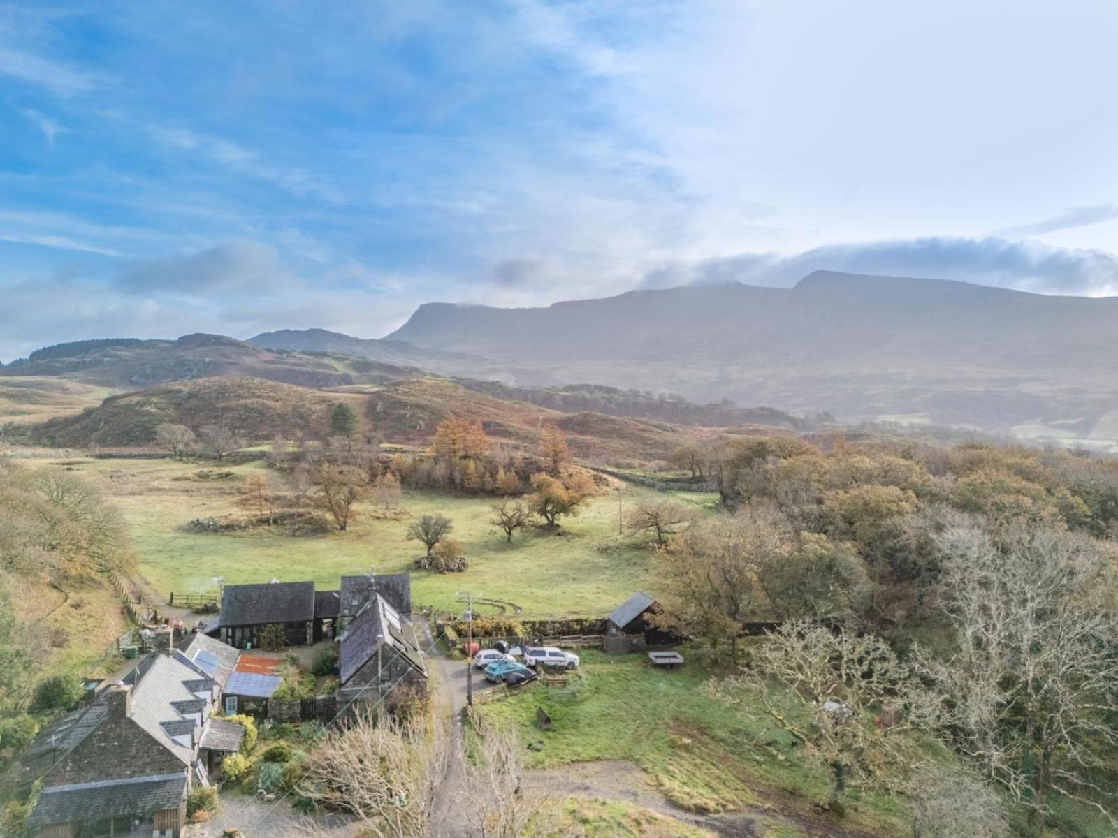 Pandy Farmhouse - Panoramic Mountain Views Within Snowdonia'S National Park - 4X4 Recommended ดอลเกซเซย์ ภายนอก รูปภาพ