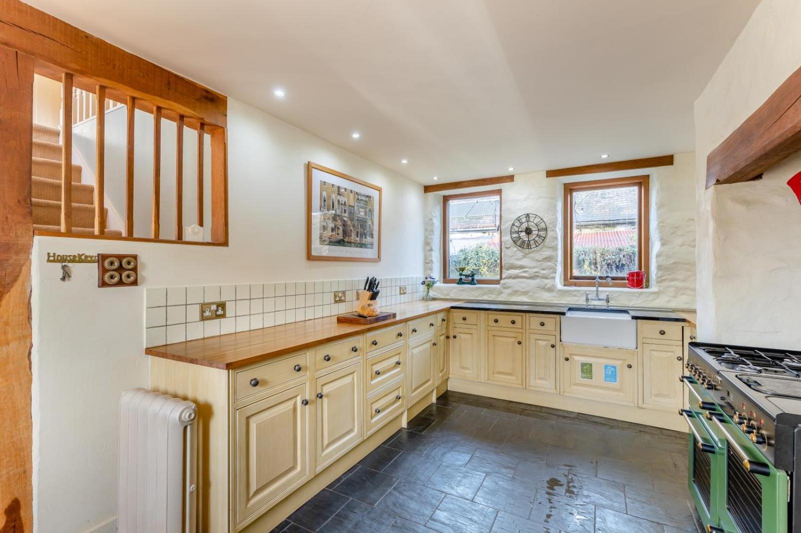 Pandy Farmhouse - Panoramic Mountain Views Within Snowdonia'S National Park - 4X4 Recommended ดอลเกซเซย์ ภายนอก รูปภาพ